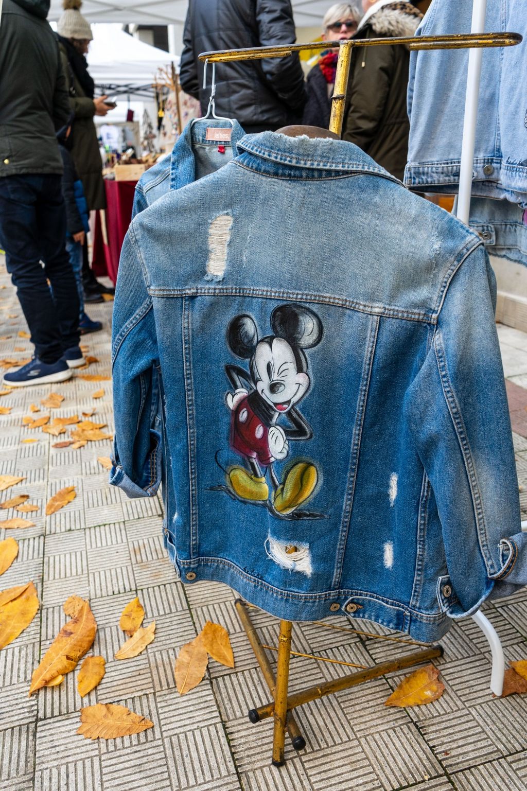 Chaqueta customizada Mickey